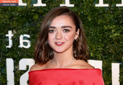 maisie williams nackt|Maisie Williams Nude: Porn Videos & Sex Tapes @ xHamster.